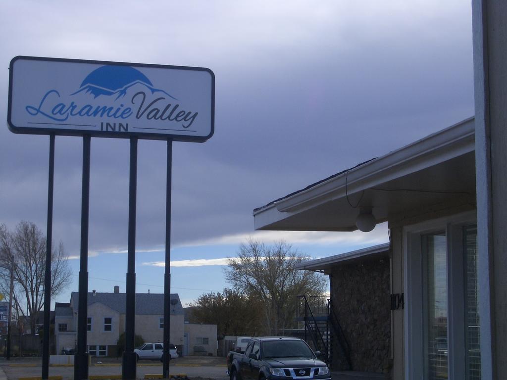 Laramie Valley Inn Εξωτερικό φωτογραφία