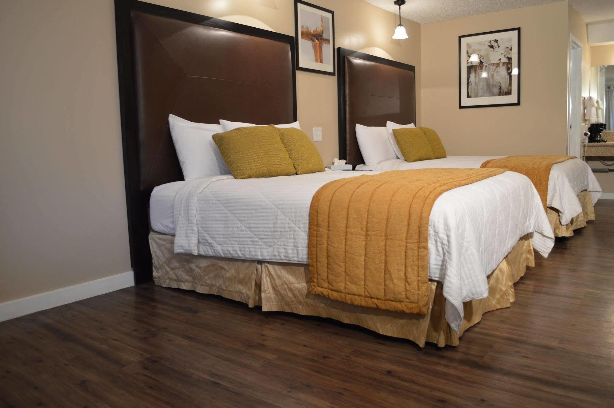 Laramie Valley Inn Εξωτερικό φωτογραφία